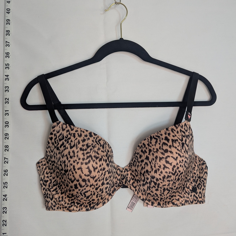 Victoria's Secret Leopard Print Demi Lined Bra 38D Sexy Lingerie Smooth NWT
